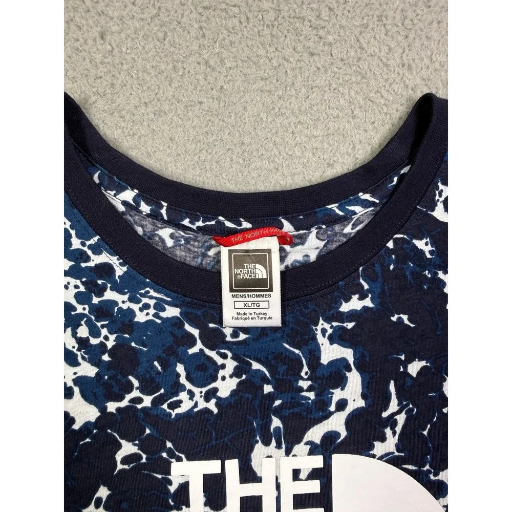 The North Face‎ T-shirt